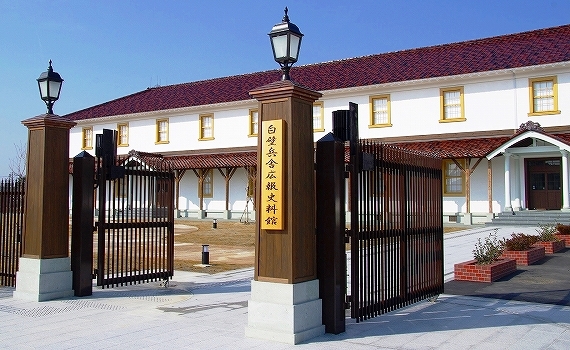 「2000本の桜のトンネル」加治川堤桜とホテルランチ